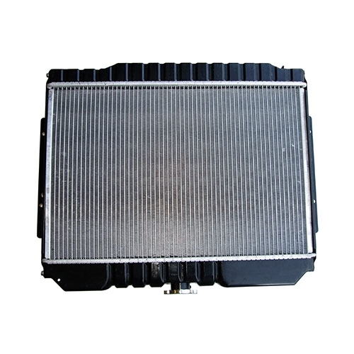 3 Core Radiator  Fits  76-86 CJ with 6 or 8 Cylinder